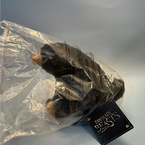 From the Fantastic Beasts series, The Niffler - Picture 3 of 5